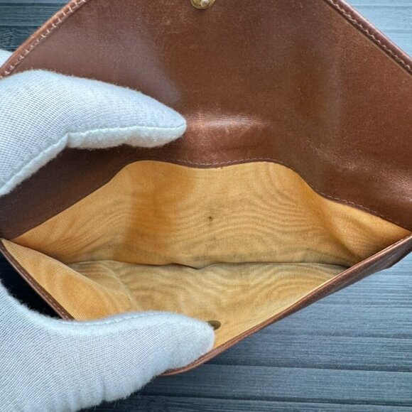 Gucci Vintage G Logo Micro Clutch - Picture 5 of 8